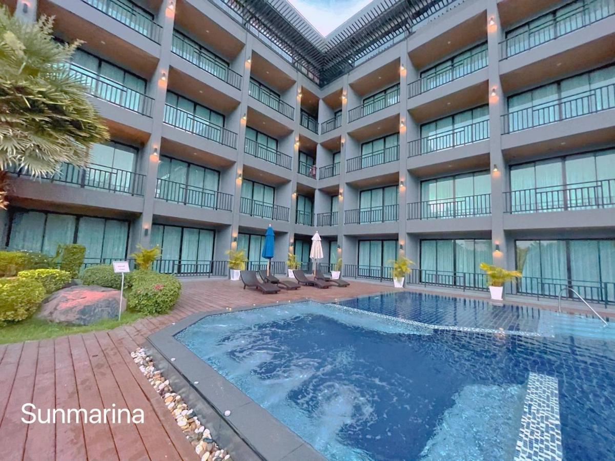 Sun Marina Cha-Am Hotel Exterior photo